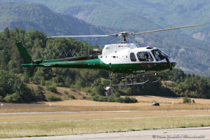 AS350B3 F-HGRU 04