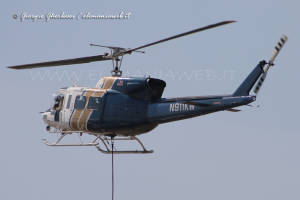 Bell 212 N911KW 003